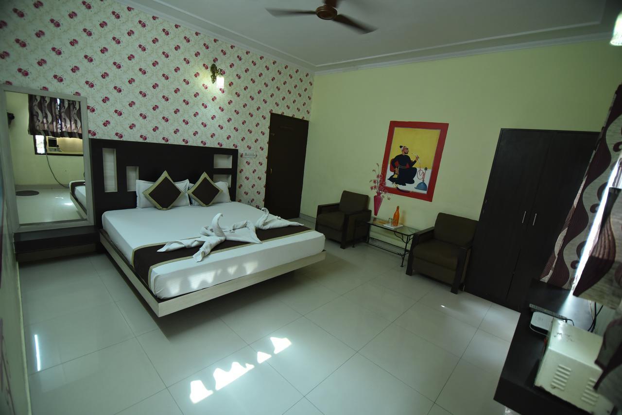 Hotel Vaishnavi Jaipur Luaran gambar