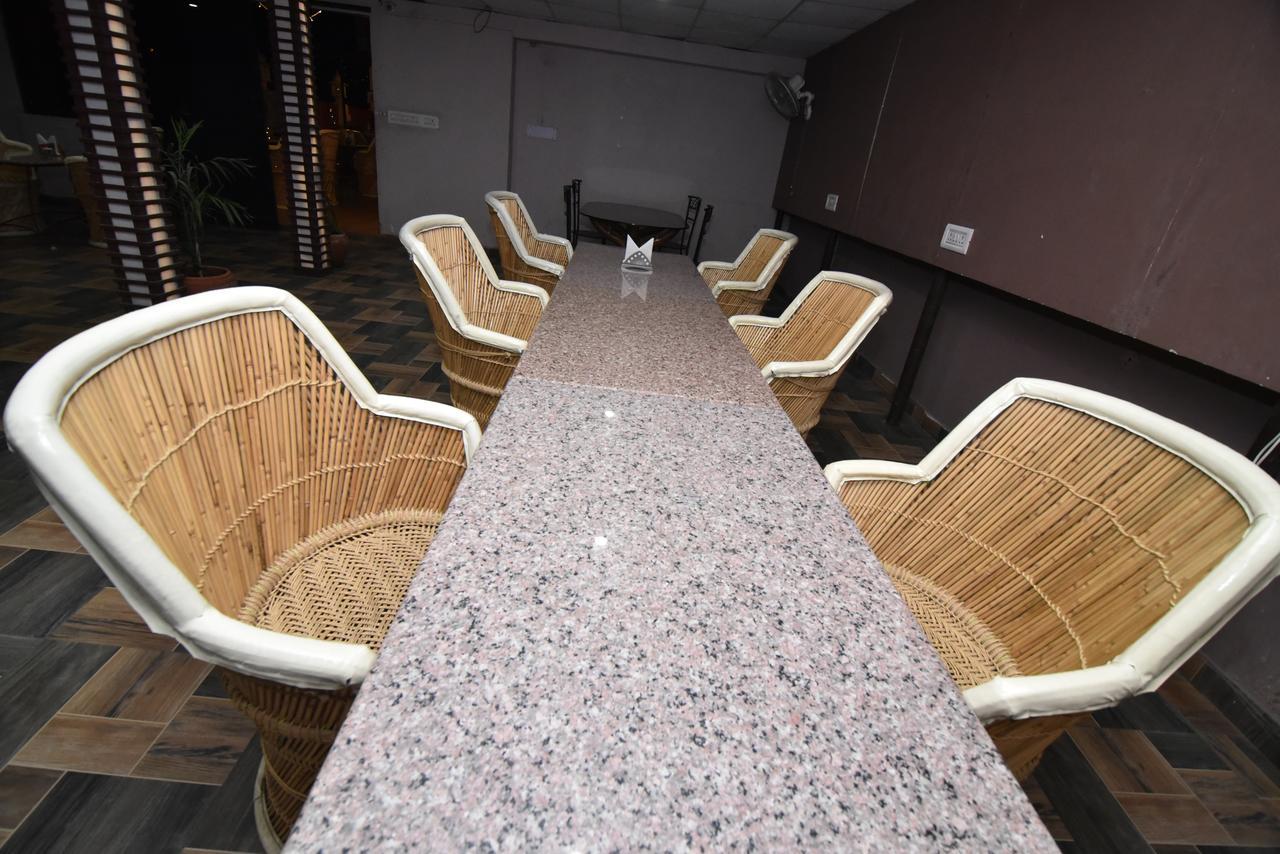 Hotel Vaishnavi Jaipur Luaran gambar